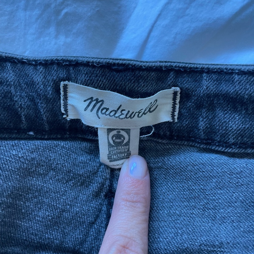 Madewell The Harlow Super wide Jean Shorts Size 26 - Picture 4 of 7
